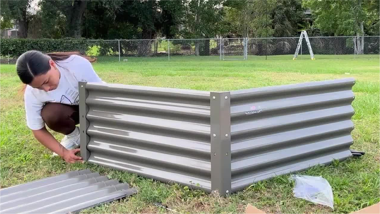 18'' Tall DIY Modular Garden Bed Panels, 22-Gauge Galvanized Steel, 4-Pack