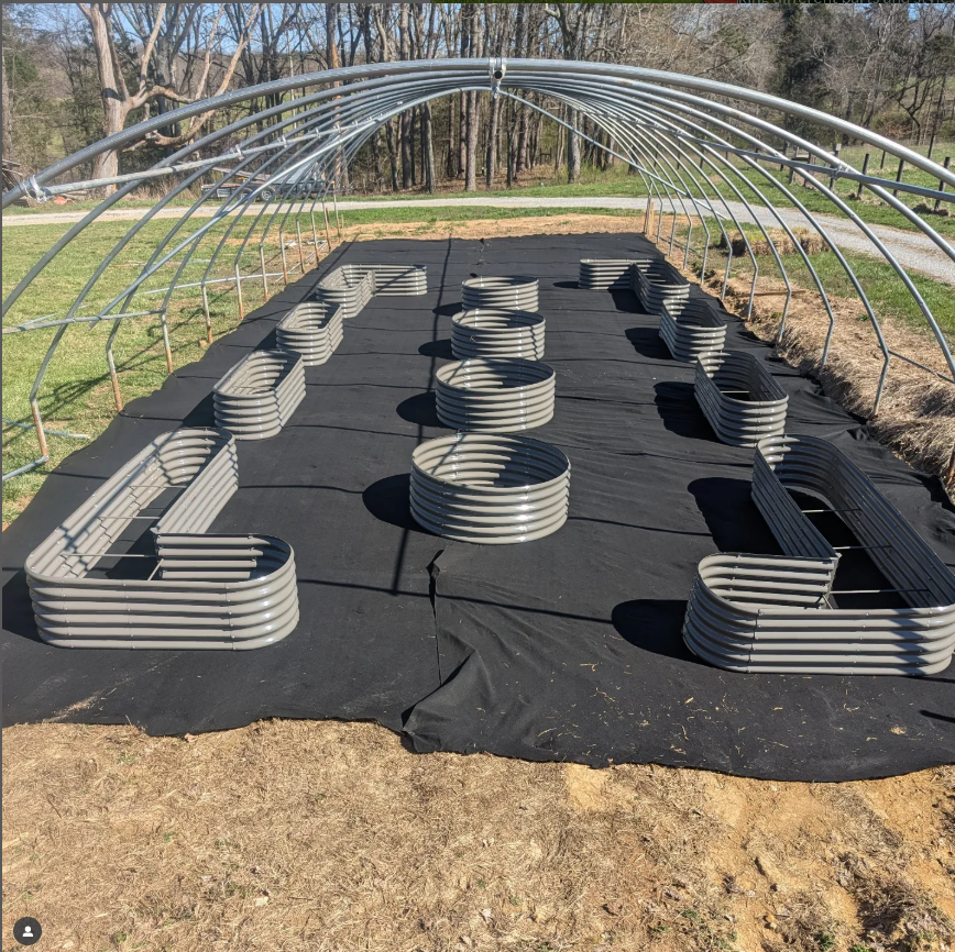 Set of 12: 72''x24''x18'', 48''x18'', 81''x81''x18'' Raised Garden Beds Layout (Grey/White)