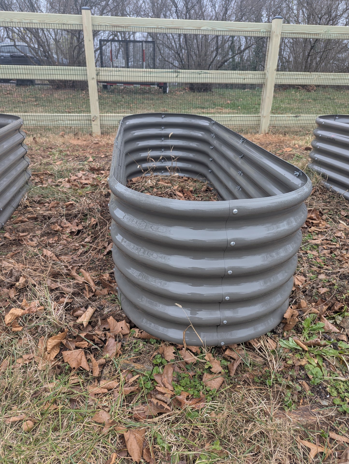 Set of 12: 72''x24''x18'', 48''x18'', 81''x81''x18'' Raised Garden Beds Layout (Grey/White)