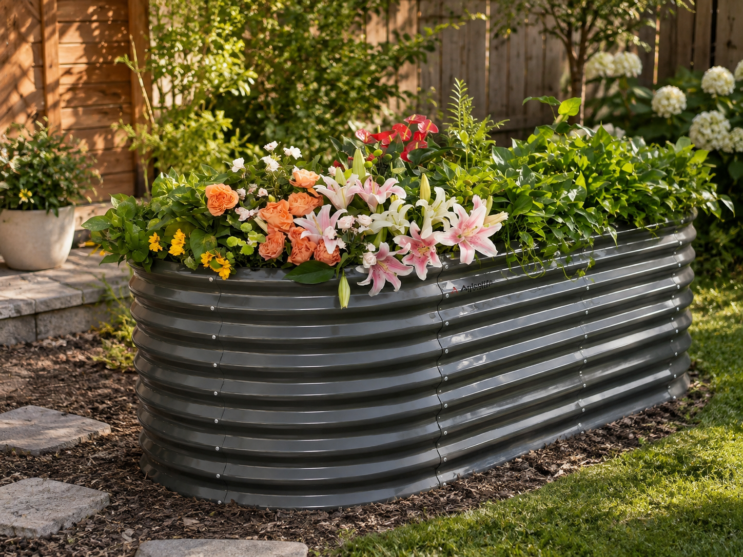 Round flower bed