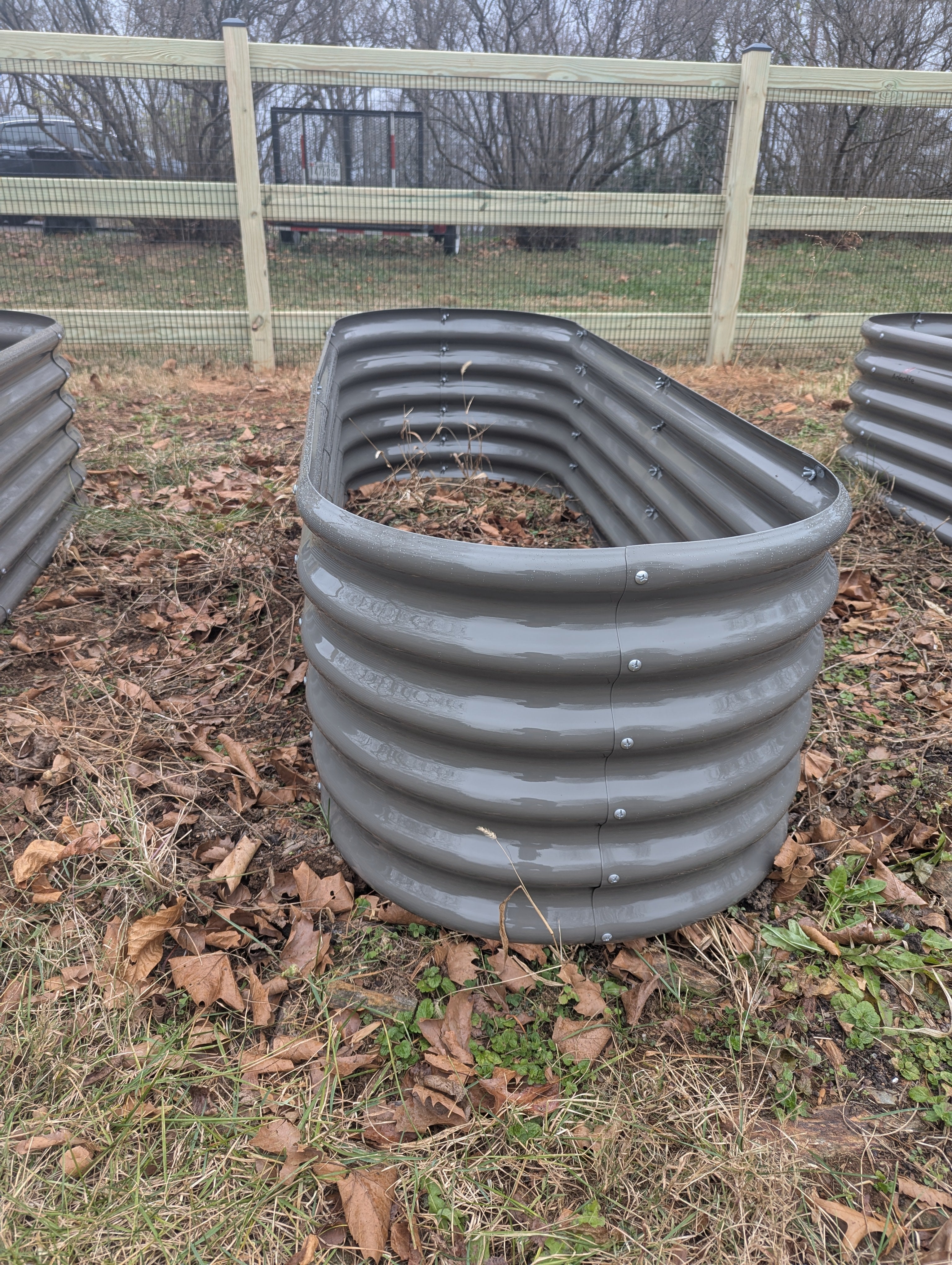 6x2x1.5ft Oval Metal Raised Modular Garden Bed (Quartz Gray/Classic White)